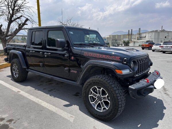 Jeep Gladiator JT 3.6 mojave 4x4 piel, 2024